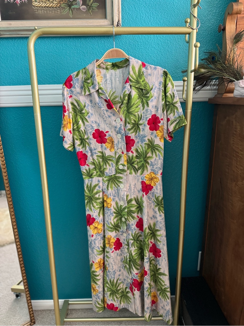Vintage Tropical Floral Button-Front Women’s Dress - Red, Yellow & Green